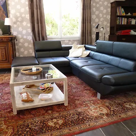 Maison Confort Avec Piscine Avec Billard Holiday home